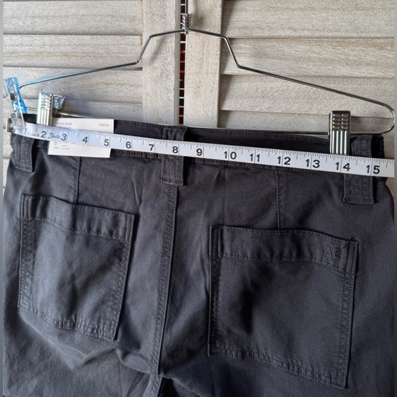 American Eagle Outfitters Women’s  Black Cargo Pants. Size 8. NWT. Streetwear - Picture 12 of 16
